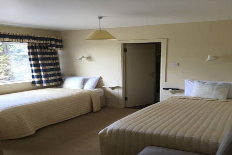 Fern Rock Bed And Breakfast Dromin Exteriör bild