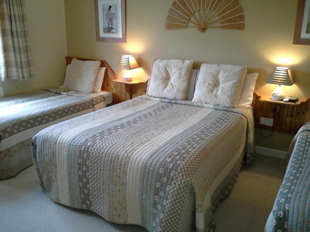 Fern Rock Bed And Breakfast Dromin Rum bild